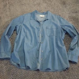 Relaxed Chambray Shirt